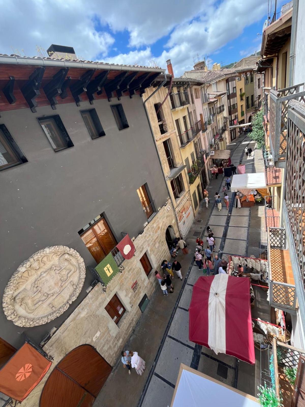 Encantador Apartamento En Estella-Lizarra Buitenkant foto