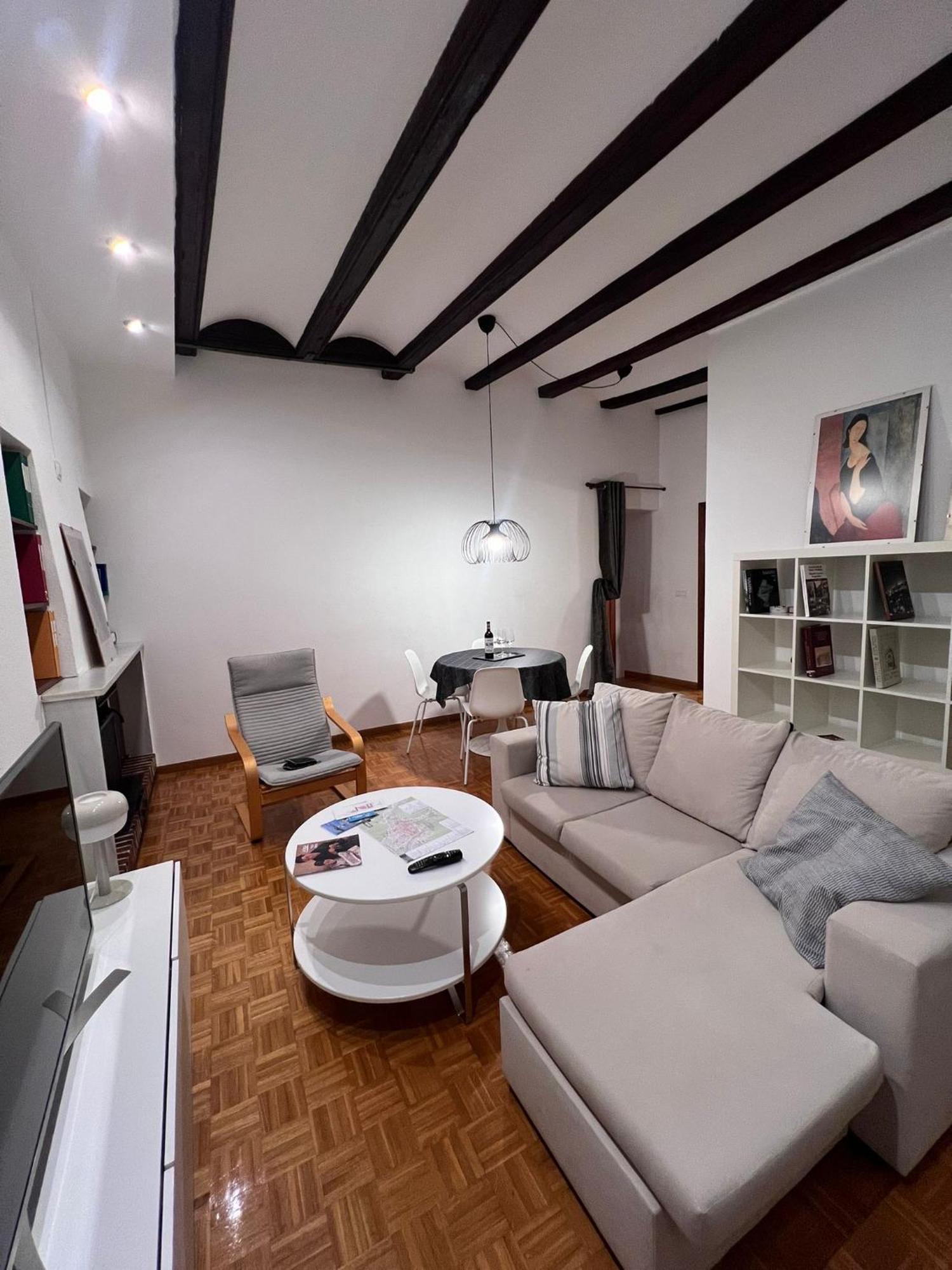 Encantador Apartamento En Estella-Lizarra Buitenkant foto